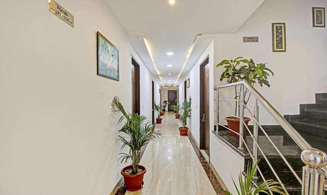 Treebo Royal Empire Adarsh Nagar, Chandigarh Hotel Luaran gambar